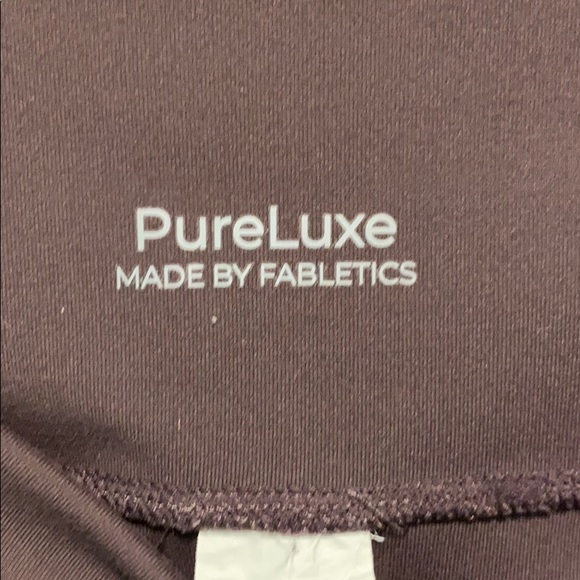 Fabletics - Picture 3 of 4